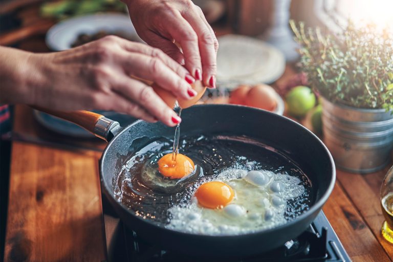 Does Eating Eggs affect Arthritis Signs