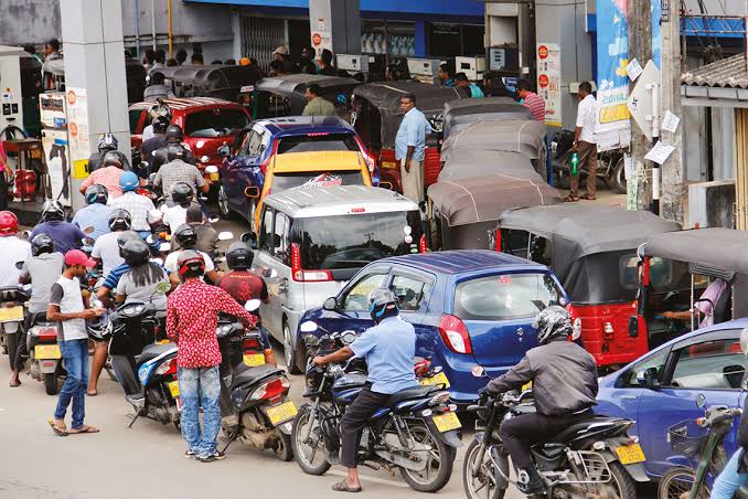 Fuel shortage: Motorists, Travellers and Businesses stranded in Abuja and other Cities